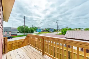 1101 54th St, Galveston, TX 77551 - Photo 27