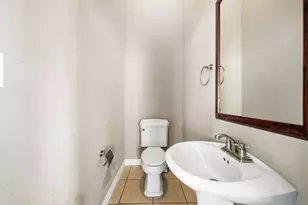 5519 Kiam St, Houston, TX 77007 - Photo 11