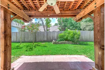 2215 Manchester Lane, Pearland, TX 77581 - Photo 3