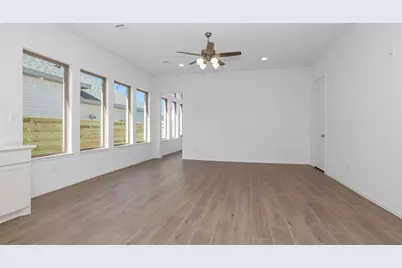 4643 North Star Trail, Richmond, TX 77469 - Photo 3