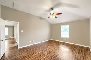 13347 Miller Ln, Willis, TX 77318 - Photo 9