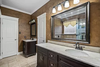 16438 Beewood Glen Drive, Sugar Land, TX 77498 - Photo 13