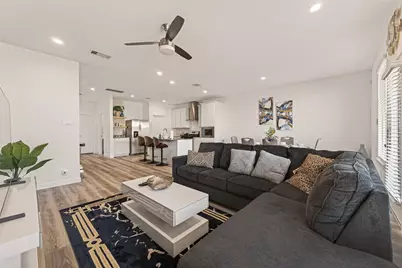 10514 Wellesley Terrace Trail, Houston, TX 77051 - Photo 11