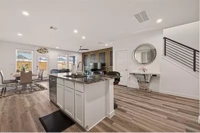 10514 Wellesley Terrace Trail, Houston, TX 77051 - Photo 5