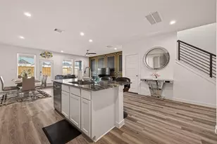 10514 Wellesley Ter Trl, Houston, TX 77051 - Photo 5