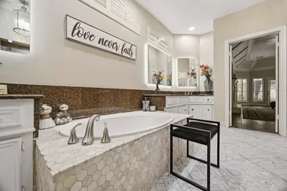 5230 Wincroft Court, Houston, TX 77069 - Photo 25