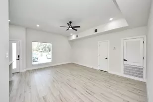 7815 Joy St, Houston, TX 77028 - Photo 5