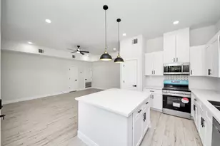 7815 Joy St, Houston, TX 77028 - Photo 3