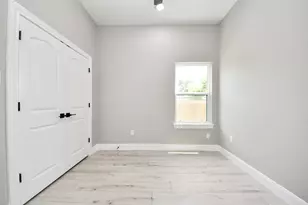 7815 Joy St, Houston, TX 77028 - Photo 11