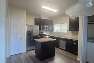 7274 Autumn Sun Dr, Houston, TX 77083 - Photo 3