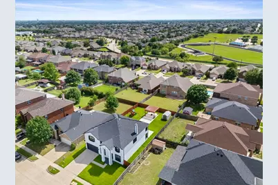 7704 Labrador Drive, Arlington, TX 76002 - Photo 5
