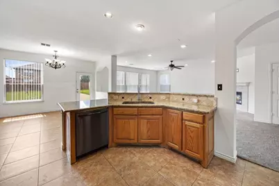 7704 Labrador Drive, Arlington, TX 76002 - Photo 35