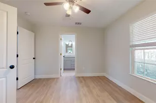 227 Kansas St, Bacliff, TX 77518 - Photo 29