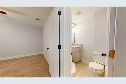 227 Kansas Street, Bacliff, TX 77518 - Photo 19