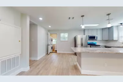 227 Kansas Street, Bacliff, TX 77518 - Photo 27