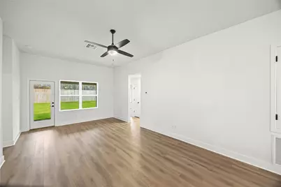 2087 Emerald Lake Trail, Dayton, TX 77535 - Photo 13