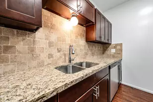 6000 Reims Rd, Houston, TX 77036 - Photo 9