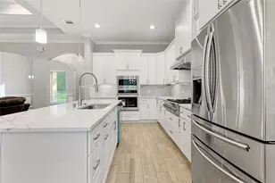 642 Parthenon Pl, New Caney, TX 77357 - Photo 9