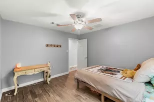 153 N Rainbow Ridge Cir, The Woodlands, TX 77381 - Photo 19