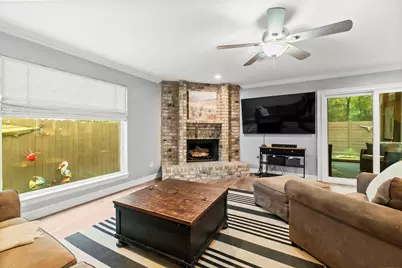 153 N Rainbow Ridge Circle, The Woodlands, TX 77381 - Photo 31