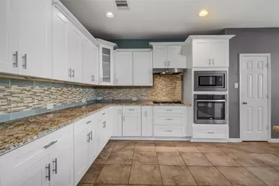 6007 Dover Creek Lane, Katy, TX 77494 - Photo 9