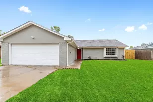 125 Bastrop St, Angleton, TX 77515 - Photo 1