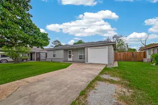 1310 Belshire Rd, Pasadena, TX 77502 - Photo 3