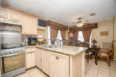 11004 Rustling Winds Drive, Houston, TX 77064 - Photo 7