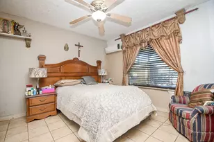 11004 Rustling Winds Dr, Houston, TX 77064 - Photo 11