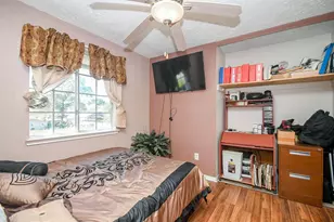 11004 Rustling Winds Dr, Houston, TX 77064 - Photo 13