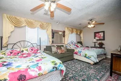 11004 Rustling Winds Drive, Houston, TX 77064 - Photo 15