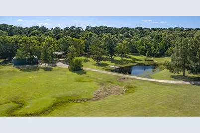 8952 County Line Road, Willis, TX 77378 - Photo 15