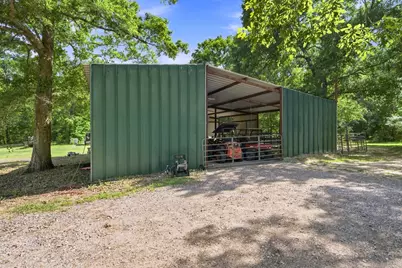 8952 County Line Road, Willis, TX 77378 - Photo 5