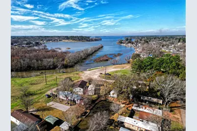 9638 Warm Springs, Willis, TX 77318 - Photo 39