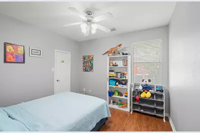 7 Caelin Court, The Woodlands, TX 77382 - Photo 29