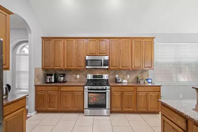7 Caelin Court, The Woodlands, TX 77382 - Photo 17