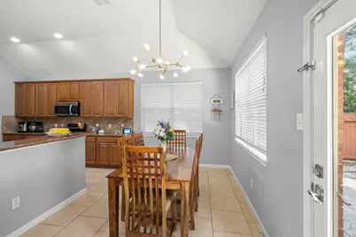 7 Caelin Court, The Woodlands, TX 77382 - Photo 13