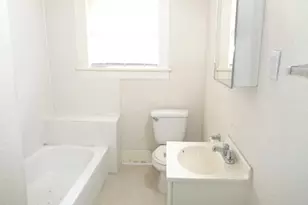 4618 Clay St, Houston, TX 77023 - Photo 5