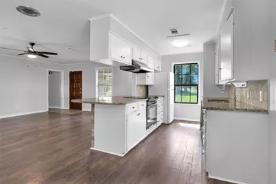 21356 N Tx Highway 90 N N, Bedias, TX 77831 - Photo 13