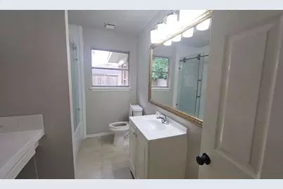 205 W Rittenhouse Street, Houston, TX 77076 - Photo 13