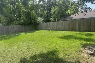 205 W Rittenhouse St, Houston, TX 77076 - Photo 17