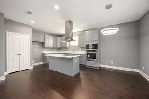 813 Fortune St, Houston, TX 77088 - Photo 23