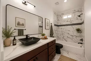 813 Fortune St, Houston, TX 77088 - Photo 9