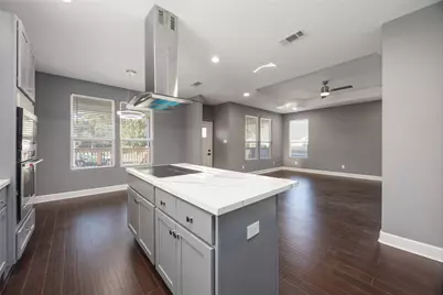 813 Fortune Street, Houston, TX 77088 - Photo 9