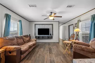 310 Pino Ave, Alvin, TX 77511 - Photo 7