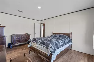 310 Pino Ave, Alvin, TX 77511 - Photo 13