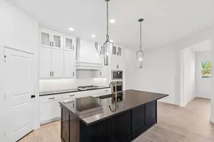 2010 Escobar St, Montgomery, TX 77316 - Photo 25