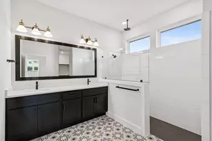 2010 Escobar St, Montgomery, TX 77316 - Photo 41