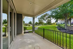 337 Dancing Oak Ln, San Marcos, TX 78666 - Photo 5