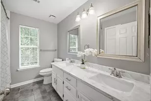 74 W Summer Storm Cir, The Woodlands, TX 77381 - Photo 21